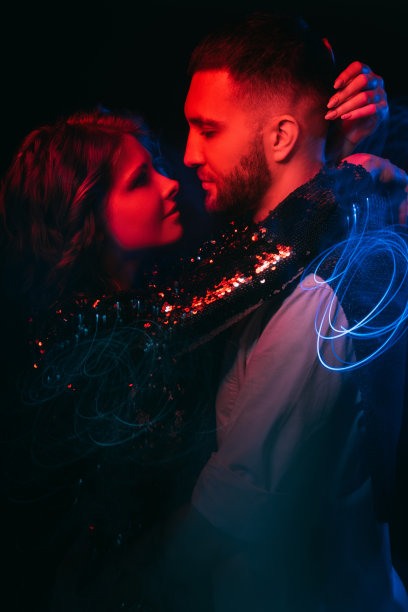 爱情的力量浪漫的情侣多情的感觉图片下载