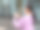 女白领在办公区域使用电话图片下载