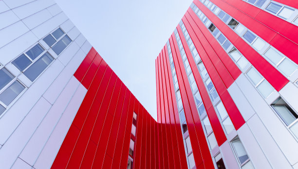 有着直线的现代建筑图片下载