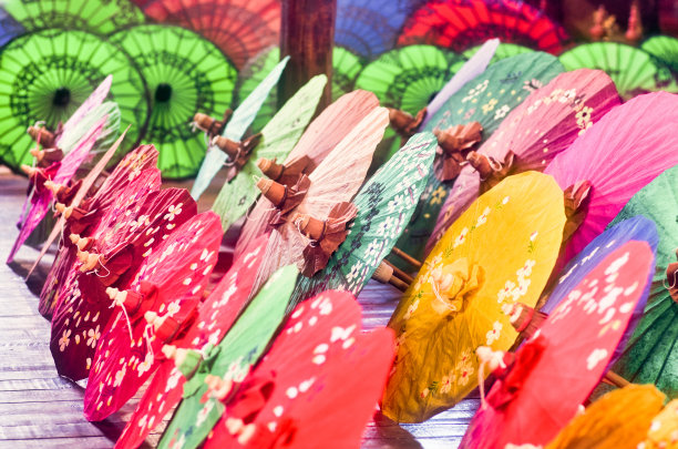 中国雨伞打开图片下载