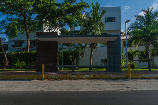 墨西哥坎昆的公交站图片下载