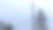 塔与移动运营商的天线在引人注目的天空背景。塔托管设备蜂窝。图片下载