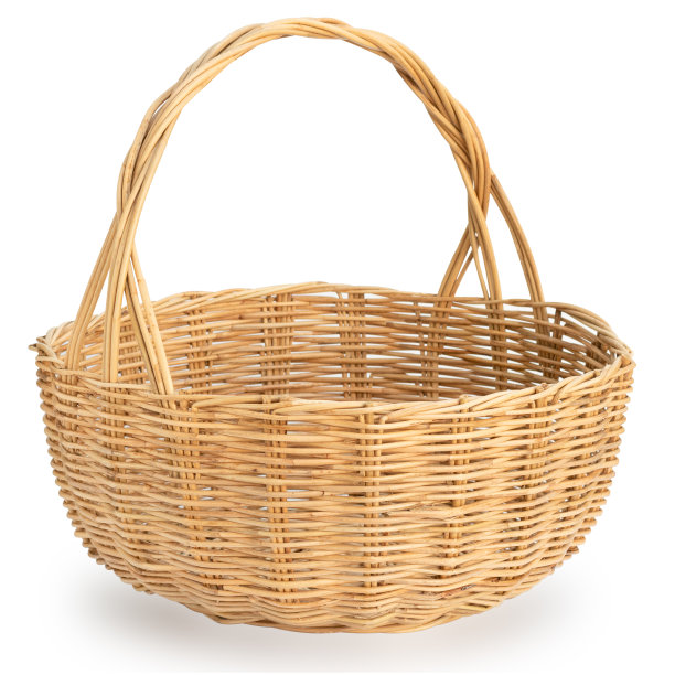 空的柳条篮子孤立在白色背景上。图片下载
