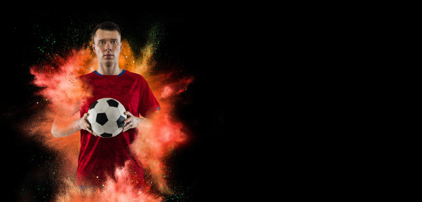 创意拼贴的年轻人，职业足球运动员训练孤立在彩色粉末爆炸在黑色背景。摩天观景轮图片下载