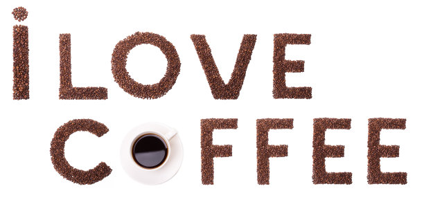 《我爱咖啡》是用咖啡豆写的。图片下载