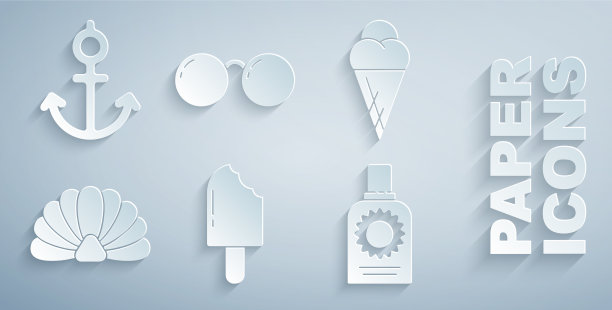 将冰淇淋放入华夫饼筒扇贝海贝壳中图片下载