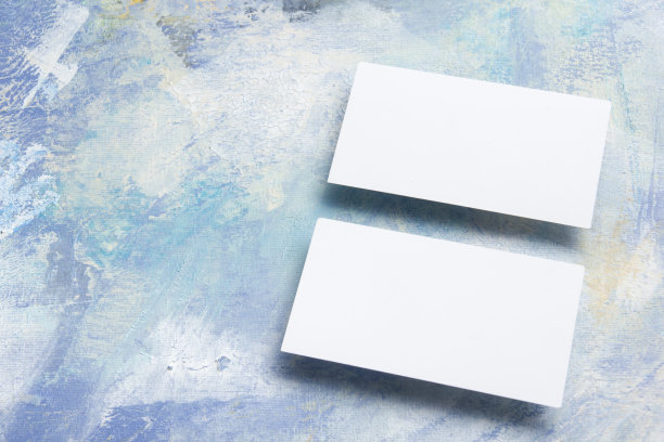 名片空白。彩色背景上的模型。平的。文本复制空间图片下载