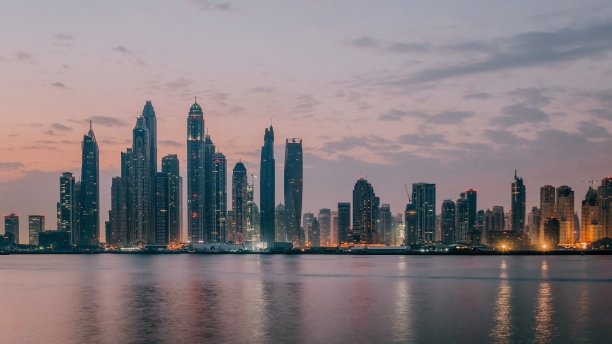 阿拉伯联合酋长国迪拜的迷人城市风光图片下载