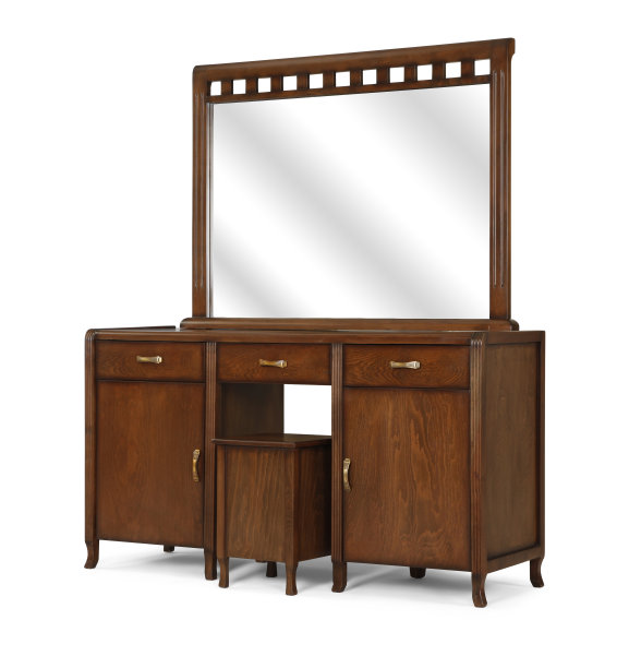 床上梳妆台图片下载