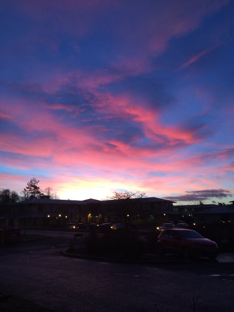 五彩缤纷的天空图片下载