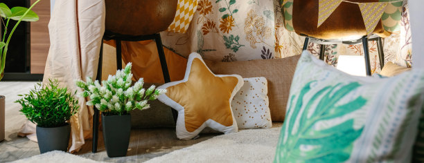 客厅自制帐篷的内部图片下载