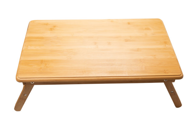 木制桌子孤立在白色的背景。图片下载