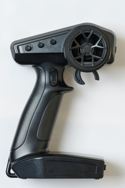 带有方向盘和旋钮的遥控器图片下载