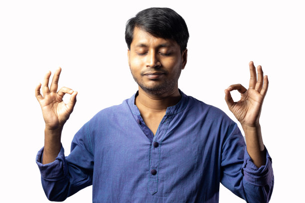 一名印度男子的面部表情图片下载