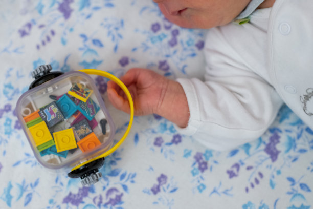 漂亮的小男孩图片下载