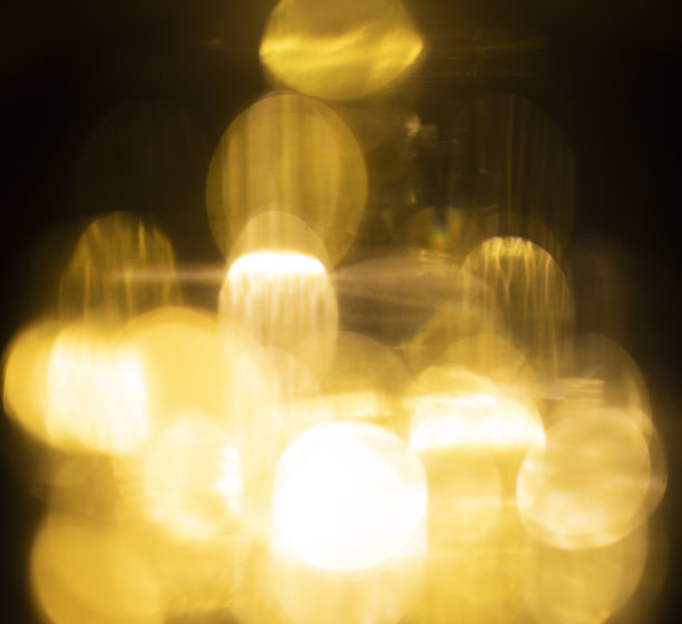 圣诞灯光背景在夜晚图片下载