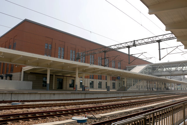 De Zhou Railway Station on Beijing - Shanghai Railway 德州站图片下载