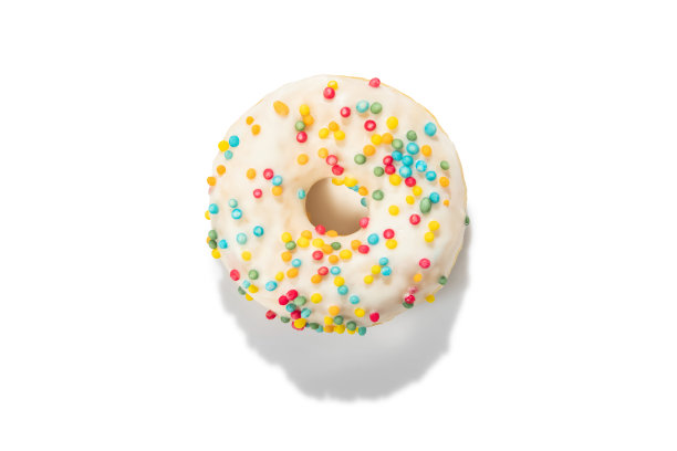 美味和釉面甜甜甜圈孤立在白色背景与阴影。世界各国菜系的概念图片下载