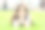 梦想的未来。快乐女孩在绿草地上放松。带着可爱笑容的小孩。未来的一代。教育的未来。教育给予知识和更好的未来图片下载