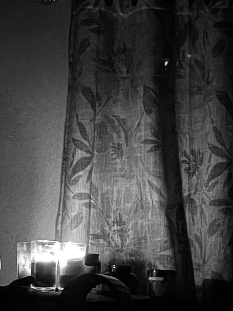 花的窗帘图片下载