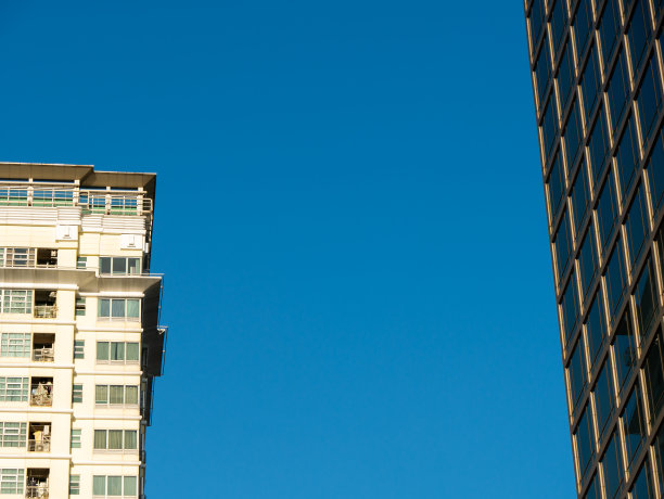 住宅建筑面向实心玻璃建筑图片下载