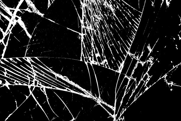 黑色背景上的冰或玻璃的裂缝。图片下载