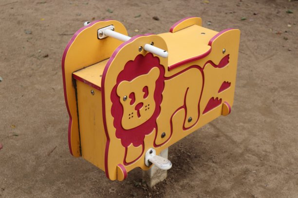 日本的狮子锁玩具图片下载