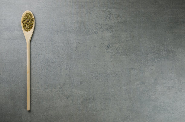 木勺牛至香料图片下载