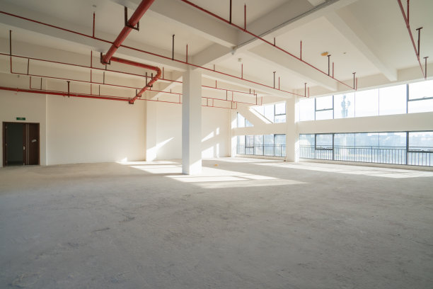 办公楼内部未装修的空间图片下载