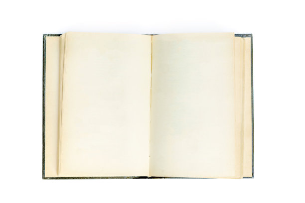打开空白笔记本孤立在白色背景。空白的书，俯视图。古董图片下载