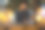 美丽的金发女人肖像温柔的侧道时尚风格的布在天井咖啡桌公园室外空间以散景黄色照明照明前景图片下载