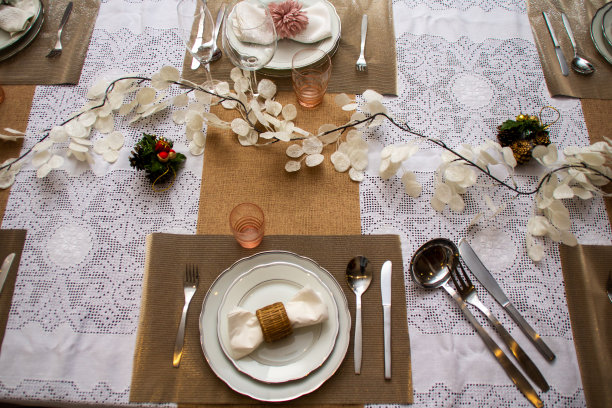 圣诞节装饰餐桌图片下载