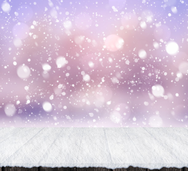 雪，霜和空木桌展示蒙太奇图片下载