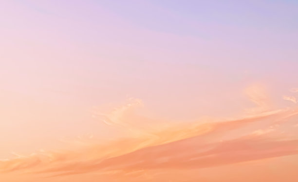 自然背景和柔和色彩的概念。浪漫的日出天空图片下载