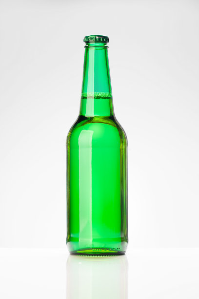 啤酒瓶图片下载