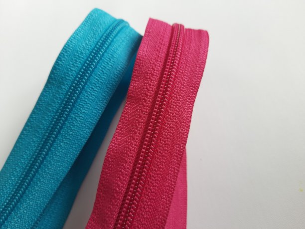 5号塑料牙齿拉链图片下载