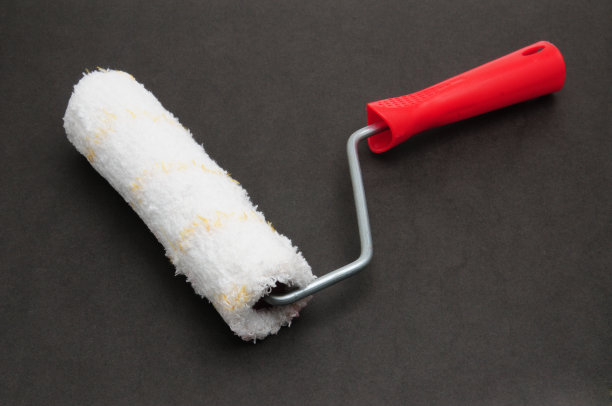 粉刷墙壁和地板用滚筒图片下载
