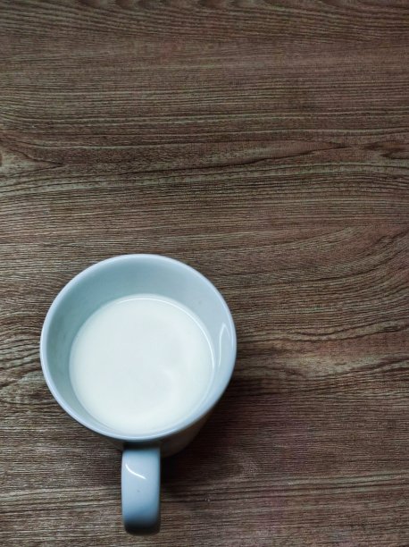 一杯牛奶图片下载