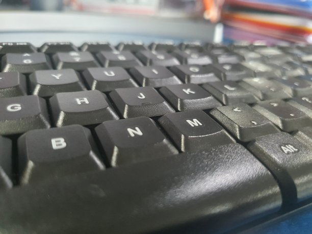 黑色的键盘图片下载