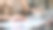 裁剪镜头平面设计师与色彩样块在创意办公室工作。图片下载