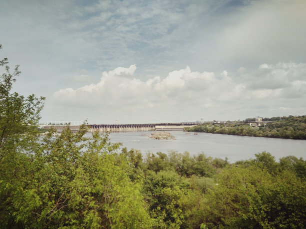 坝远坝自然绿图片下载