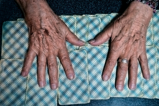 未来在我手中图片下载