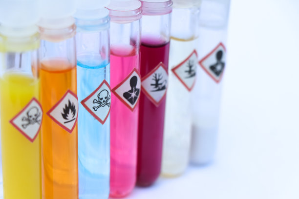 试管中的化学物质和实验室中使用的符号图片下载