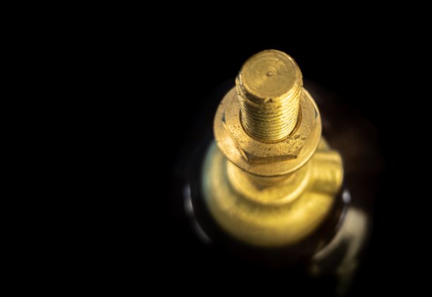 变压器套管高压侧输出端宏观特写图片下载