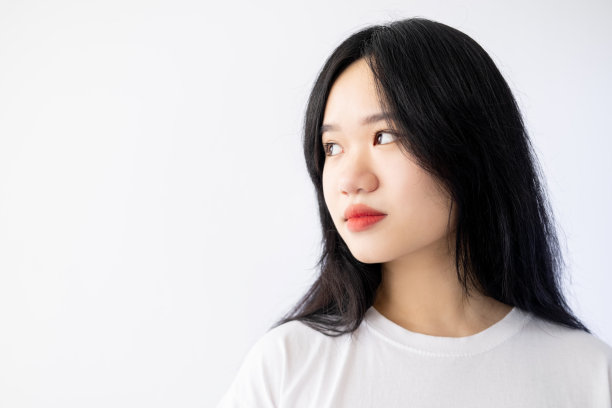 亚洲女性自然美容护肤图片下载