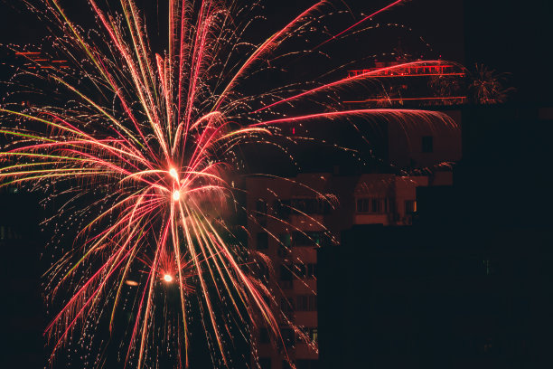 焰火。颜色爆炸。抽象光粒子背景。图片下载