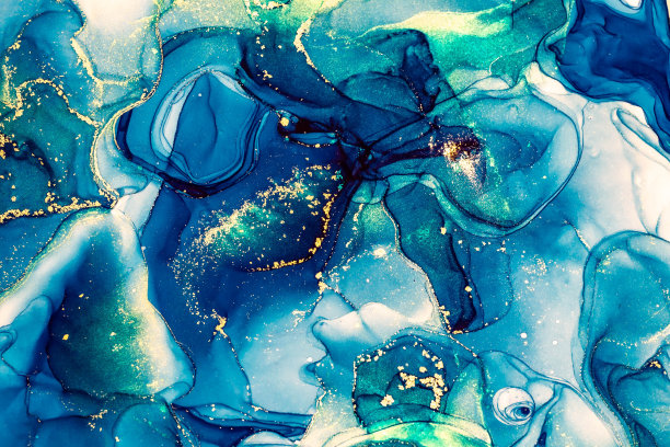 抽象的蓝色光泽的流体背景，手绘酒精与金色条纹，液体墨水技术纹理的背景设计图片下载