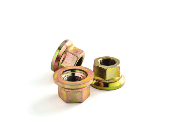 镀锌固定螺母几件白色背景特写隔离图片下载