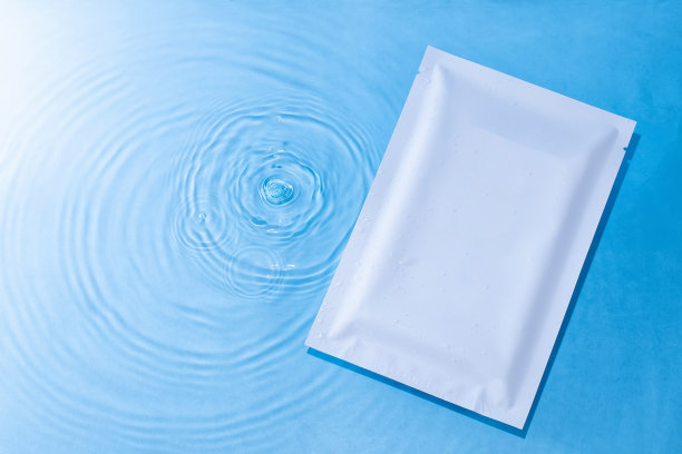 矩形白色化妆品包装与地方文字图片下载