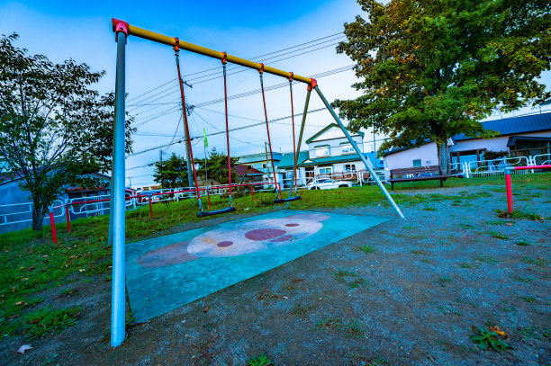 摇摆不定的图片下载